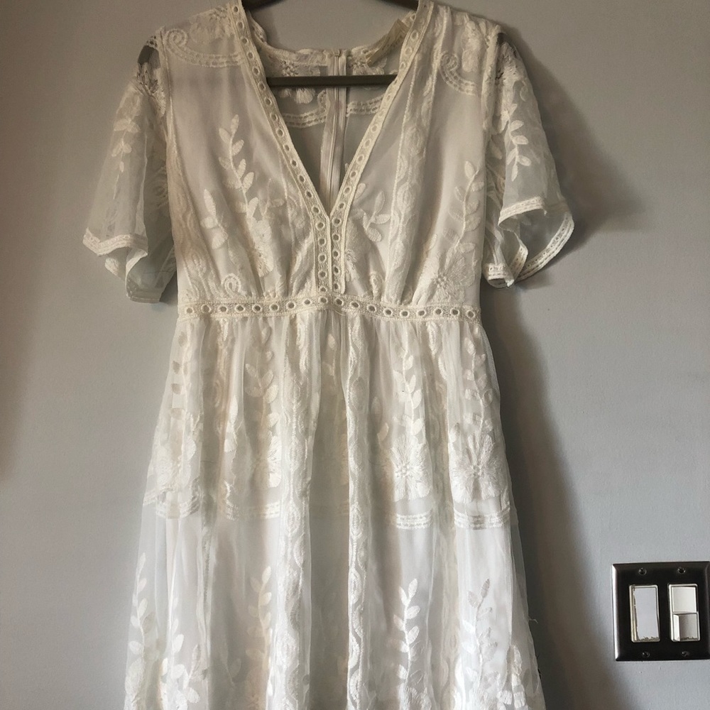 Bella Ella Boutique lace dress